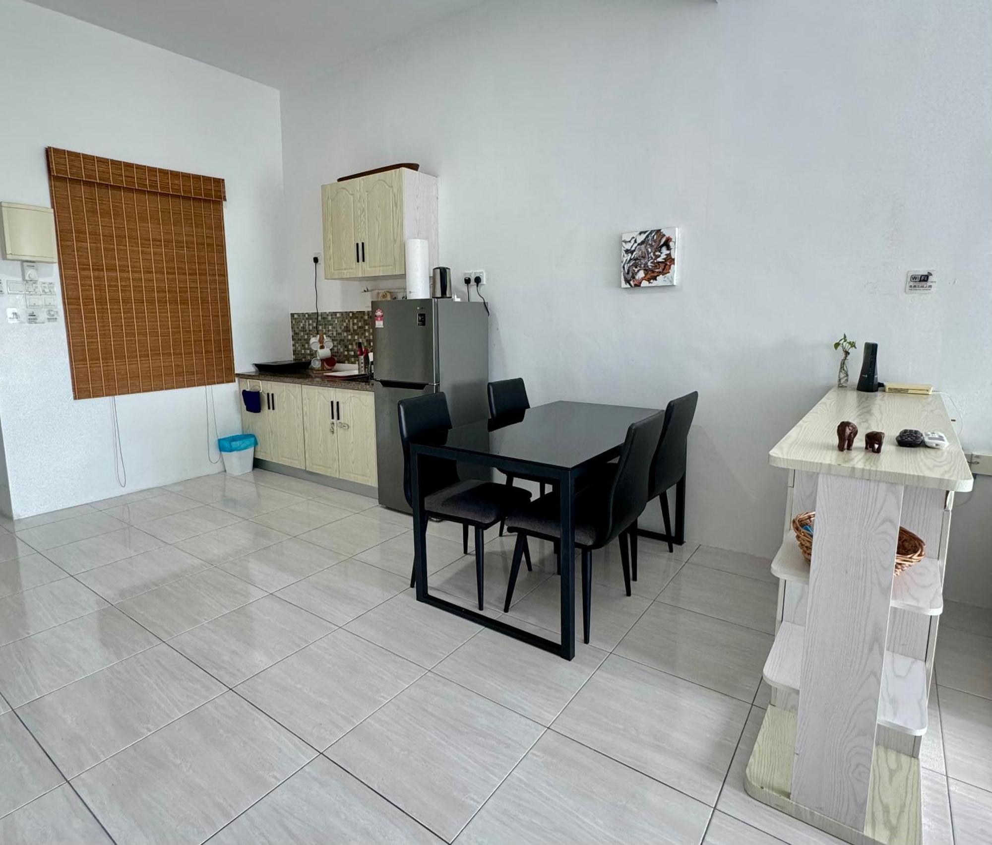 Full Moon Apartment กัวห์ ภายนอก รูปภาพ